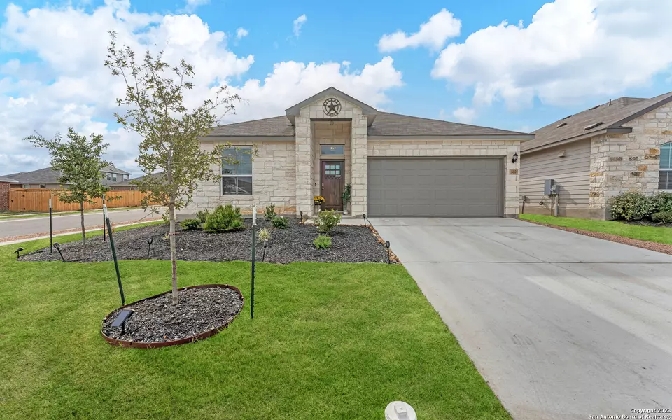 509 Blue Stem Rd, New Braunfels, TX 78130