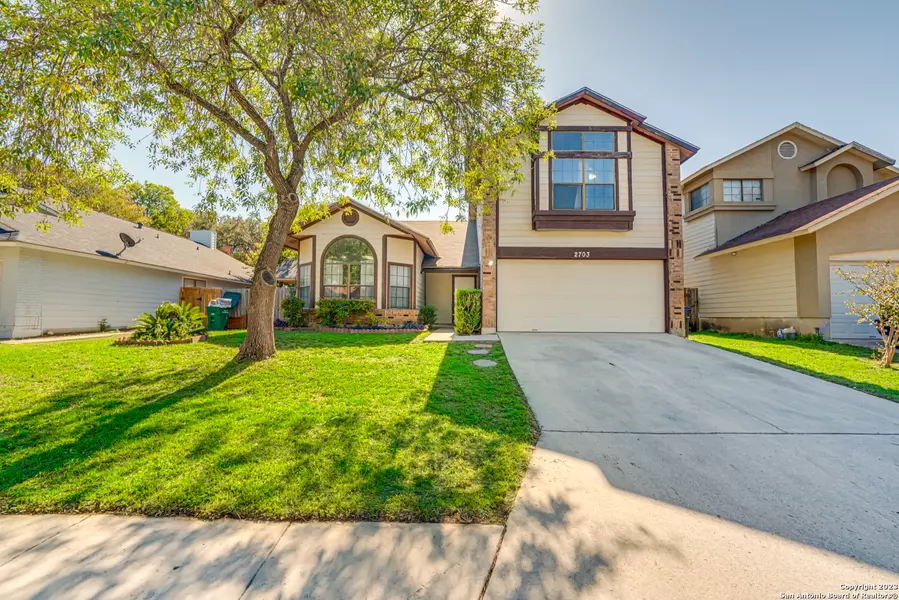 2703 JOHNSON GRASS, San Antonio, TX 78251-2364