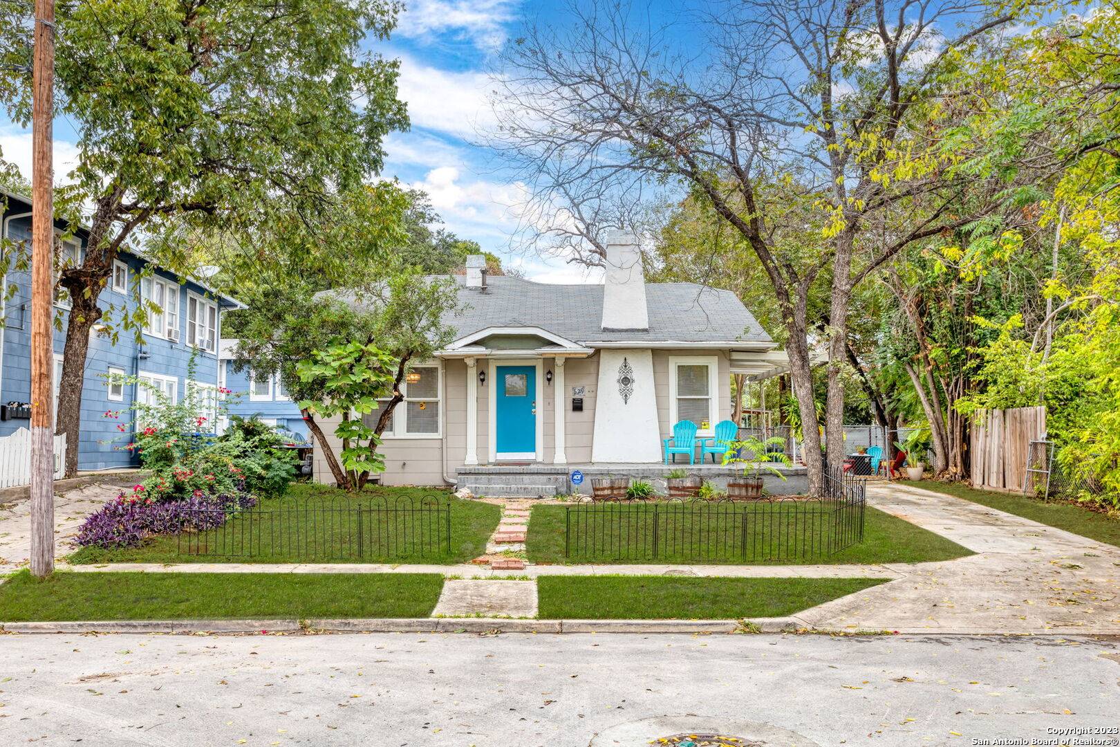 San Antonio, TX 78212-3544,629 WOODLAWN AVE