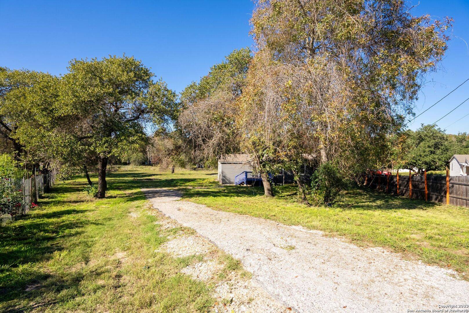 Elmendorf, TX 78112-6178,23103 WATERWAY