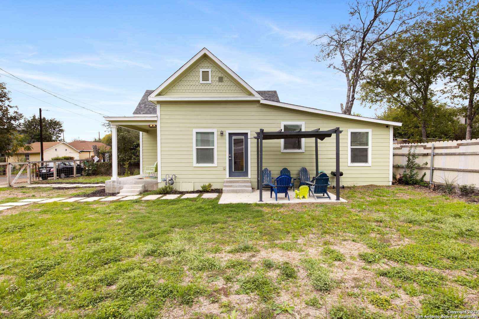 San Antonio, TX 78210-2024,908 DREISS ST