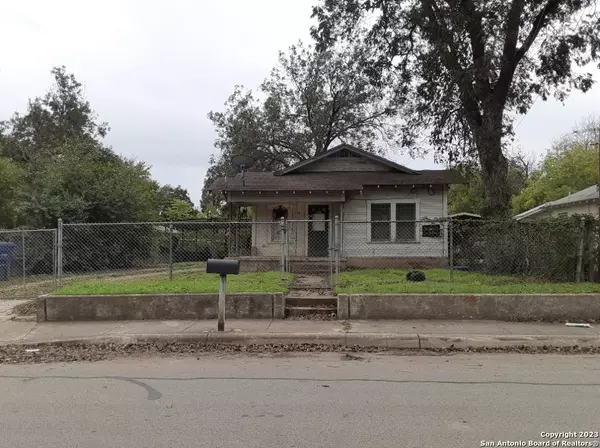 114 GOODWIN AVE, San Antonio, TX 78204-1805