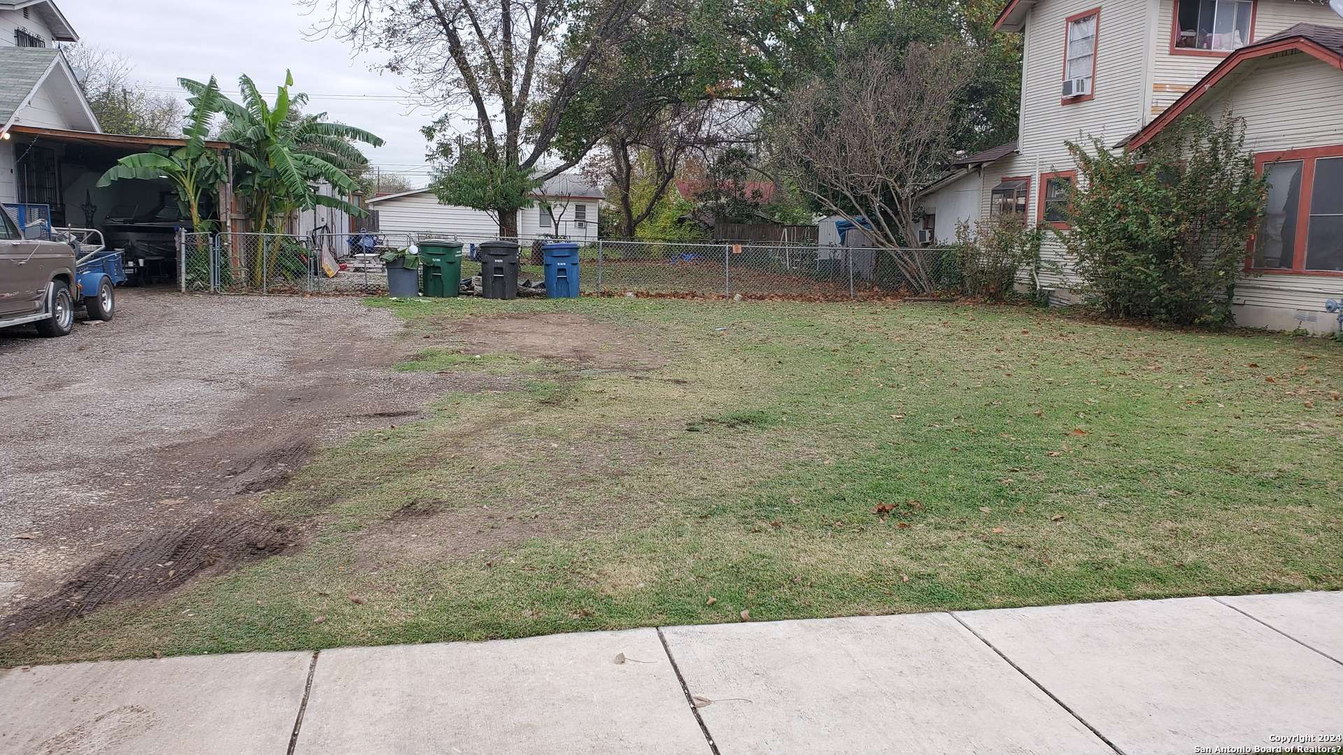 423 CUMBERLAND RD, San Antonio, TX 78204-2010