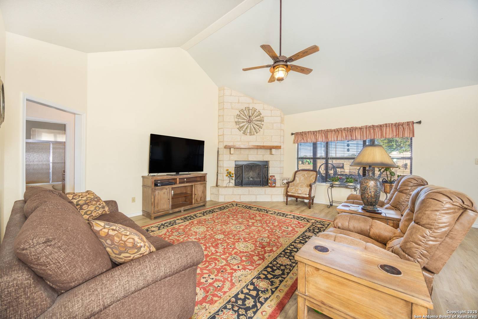 Yancey, TX 78886,9587 FM-2200