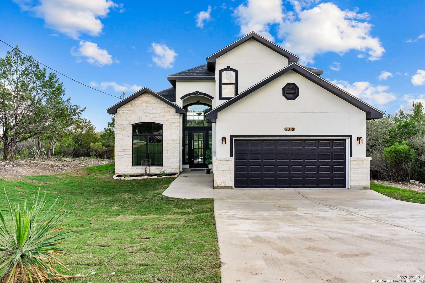 8018 Ventura Blvd, Selma, TX 78154
