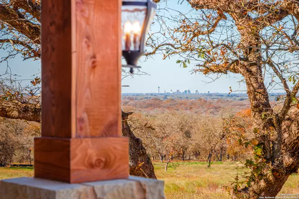 La Vernia, TX 78121,116 Hondo Vista