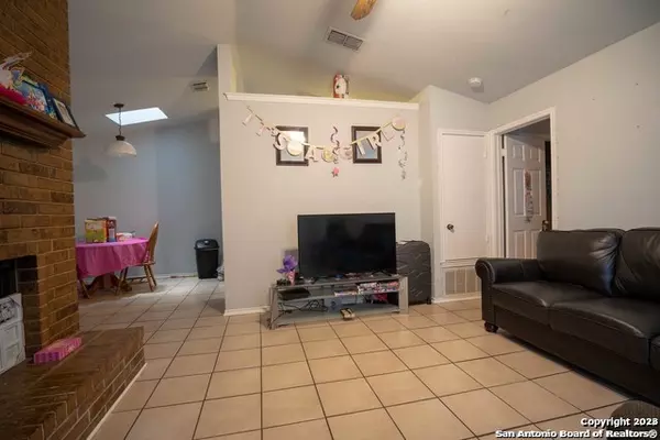 San Antonio, TX 78233,14423 Waddesdon Bluff