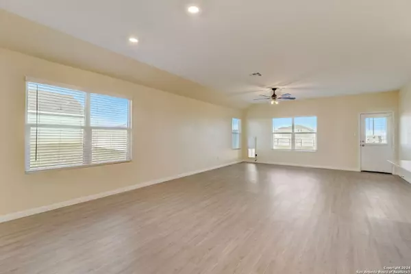 Seguin, TX 78155,442 Alta Vista Terrace