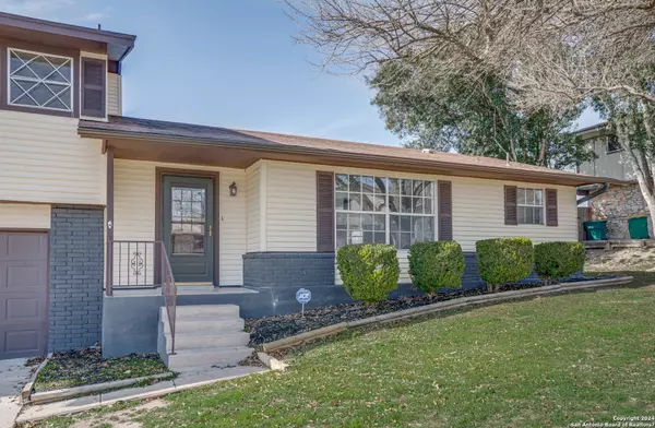 Universal City, TX 78148,13623 Oak Meadows