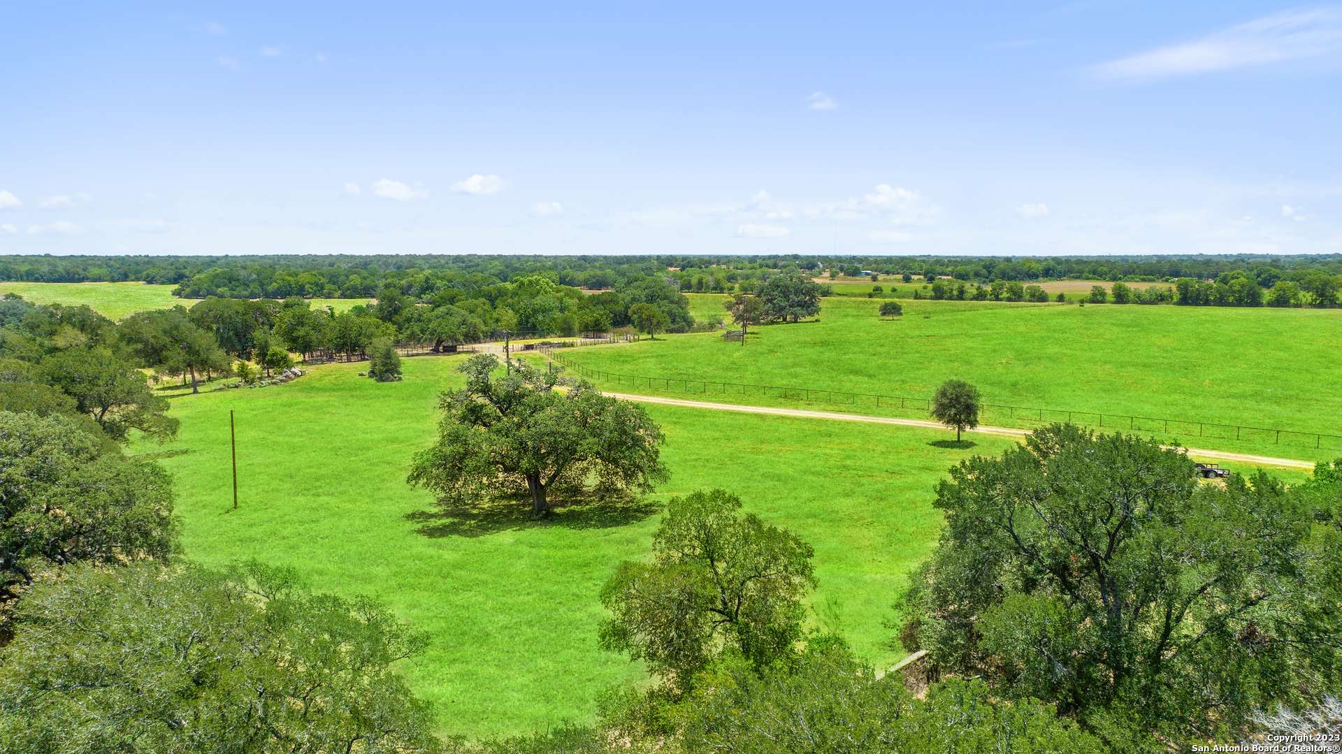 7784 San Marcos Hwy, Luling, TX 78648