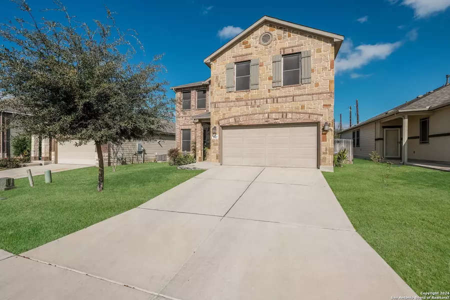 10427 FRANCISCO WAY, Converse, TX 78109-4433