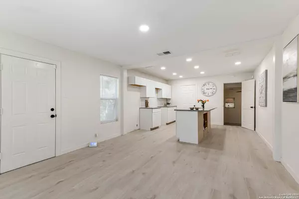Poteet, TX 78065,201 Primrose Ln