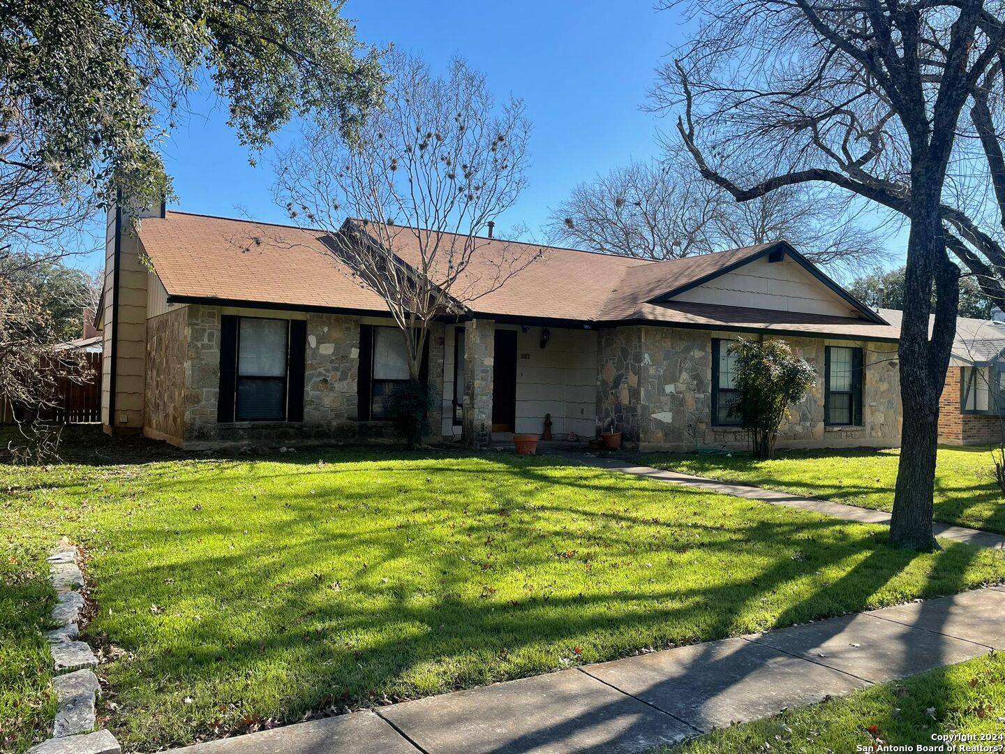 San Antonio, TX 78231-1935,2214 SHADY ROCK CIR