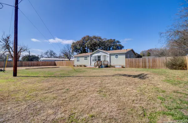 Medina, TX 78055,153 FINCH DR