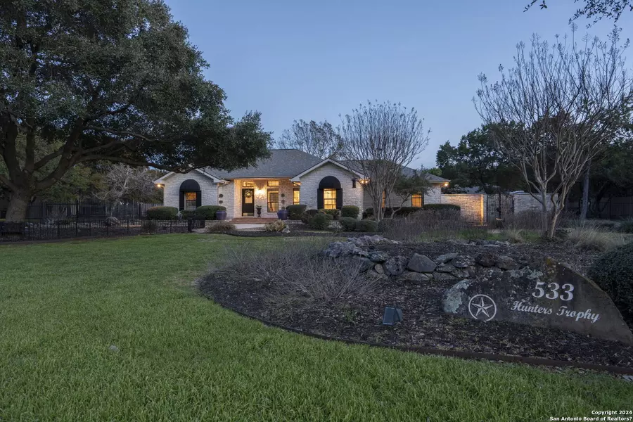 533 Hunters Trophy, New Braunfels, TX 78132