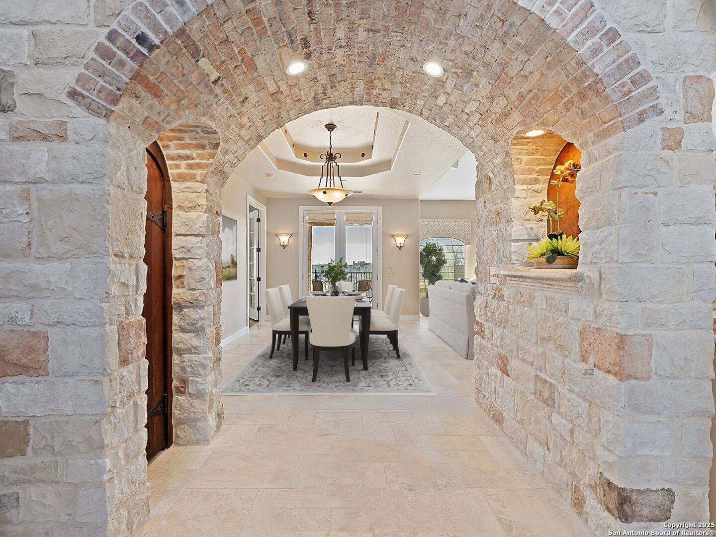 New Braunfels, TX 78130-4016,554 LAKEVIEW BLVD