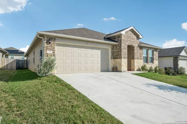 Seguin, TX 78155,921 Gerardia Ct