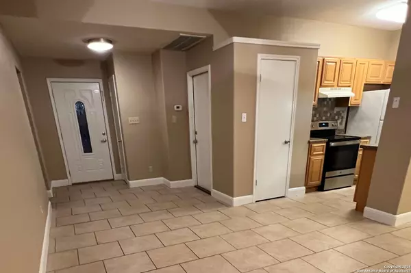 Boerne, TX 78006,136-138 WHISPER WAY