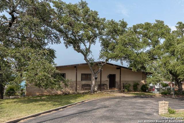 2195 Lakeview Dr, Canyon Lake, TX 78133
