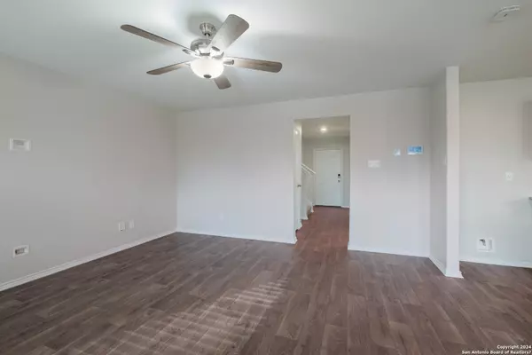 San Antonio, TX 78245-4015,3240 ONION CRK