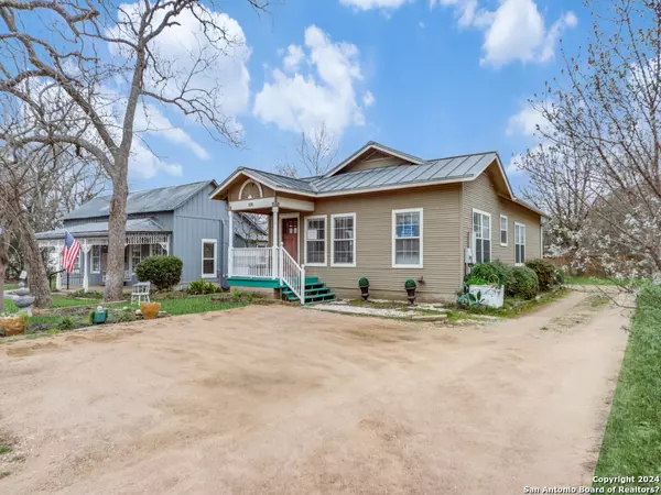 Boerne, TX 78006,118 Plant Ave