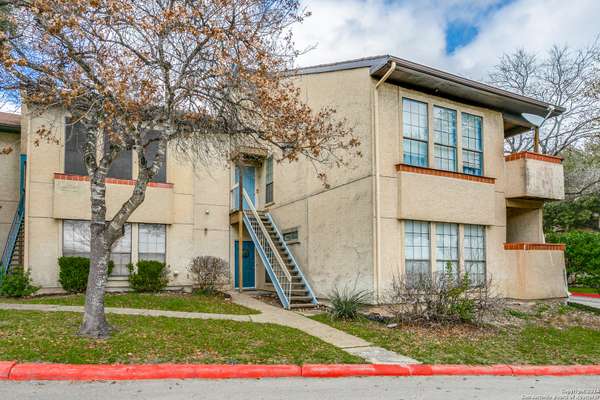 6100 WOODLAKE PKWY UNIT 405,  San Antonio,  TX 78244-1421