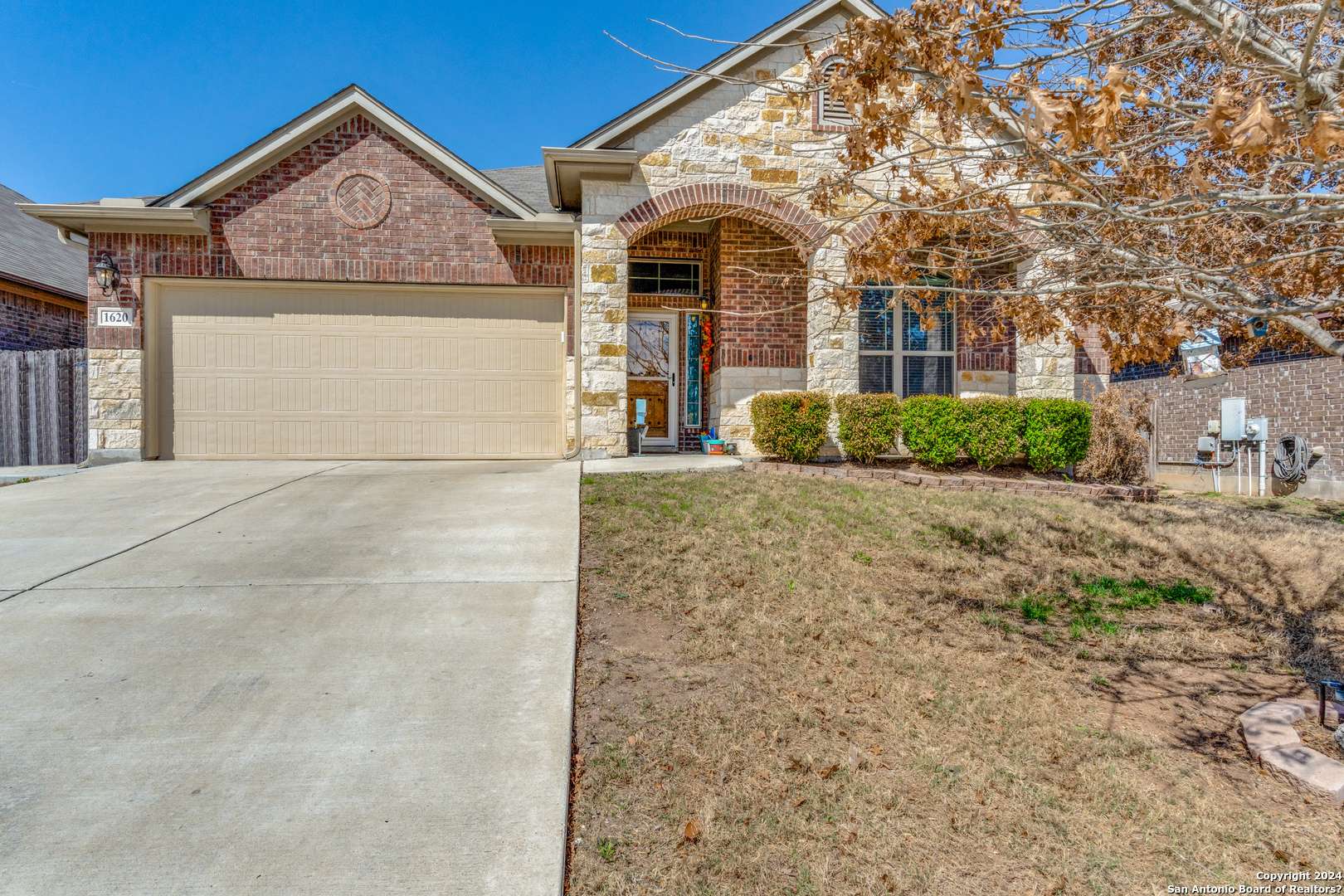 1620 SUN LEDGE WAY, New Braunfels, TX 78130-1975