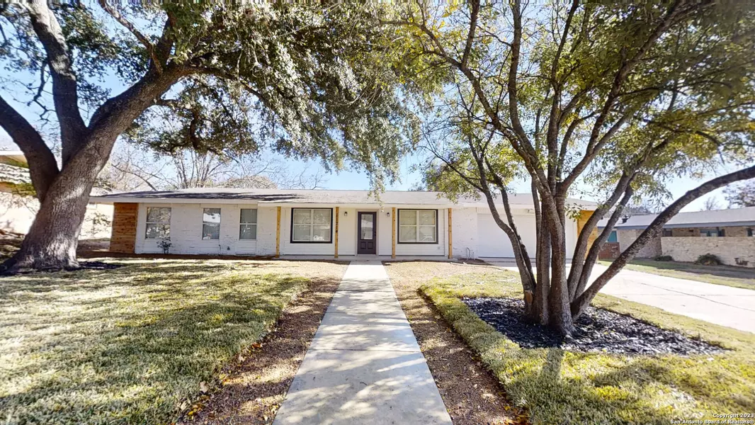 11214 JANET LEE DR, San Antonio, TX 78230-4228