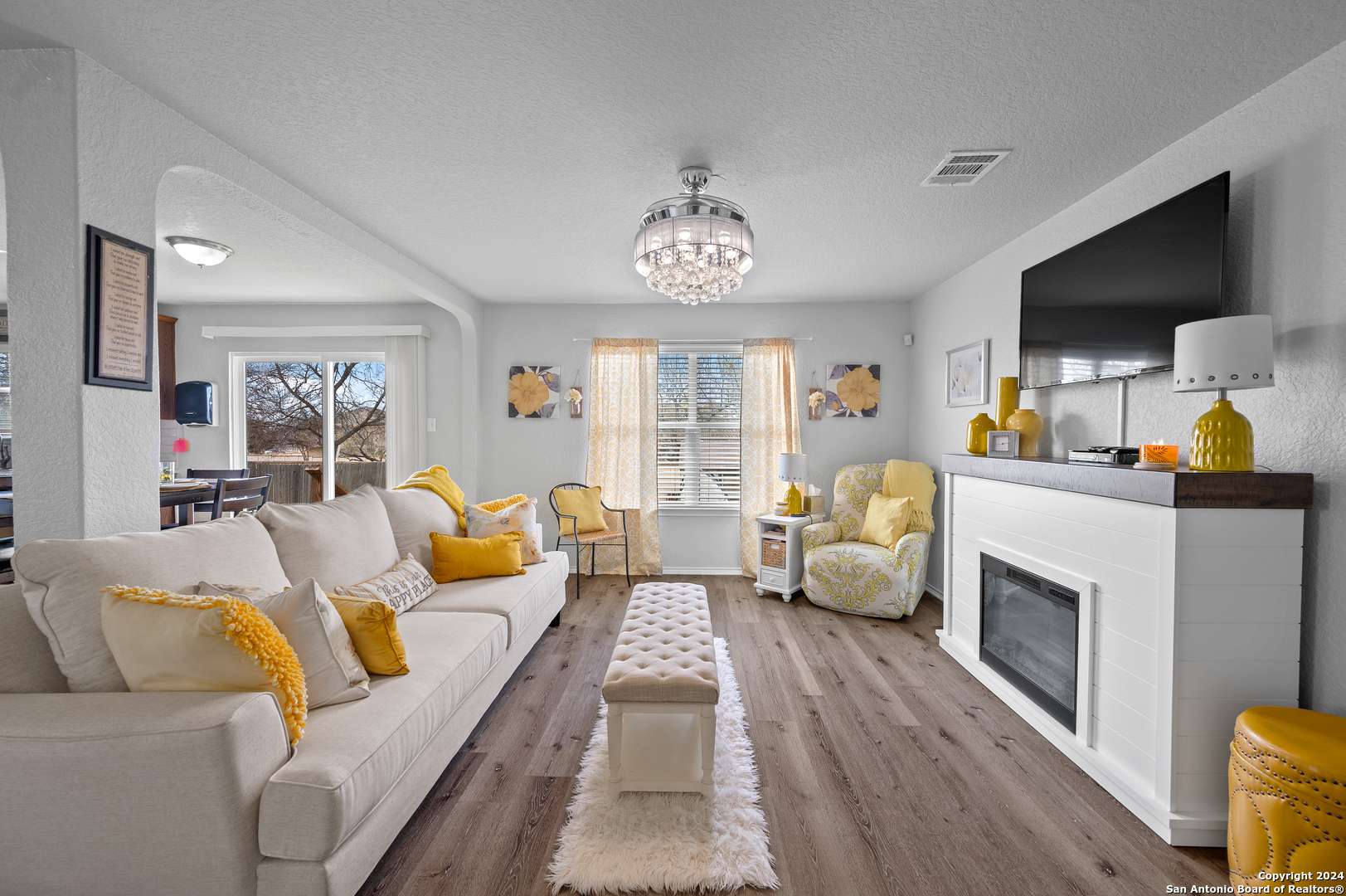 7611 HELIOS RISE, San Antonio, TX 78252-2282