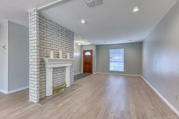 San Antonio, TX 78218,4207 Monaco Dr