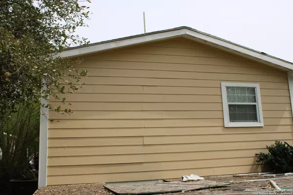 San Antonio, TX 78227,241 ALTITUDE ST