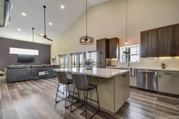 Johnson City, TX 78636,960 Trails End