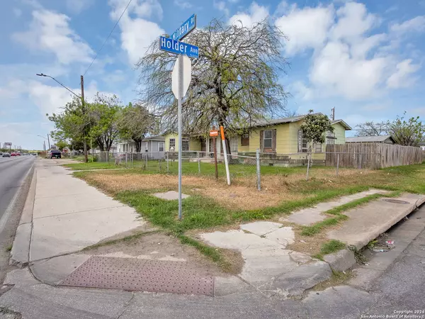 San Antonio, TX 78211-3516,3803 MILITARY DR