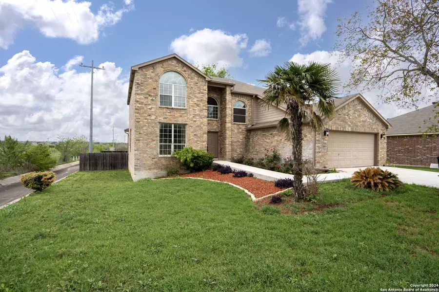 1718 Kelly, New Braunfels, TX 78130-3080