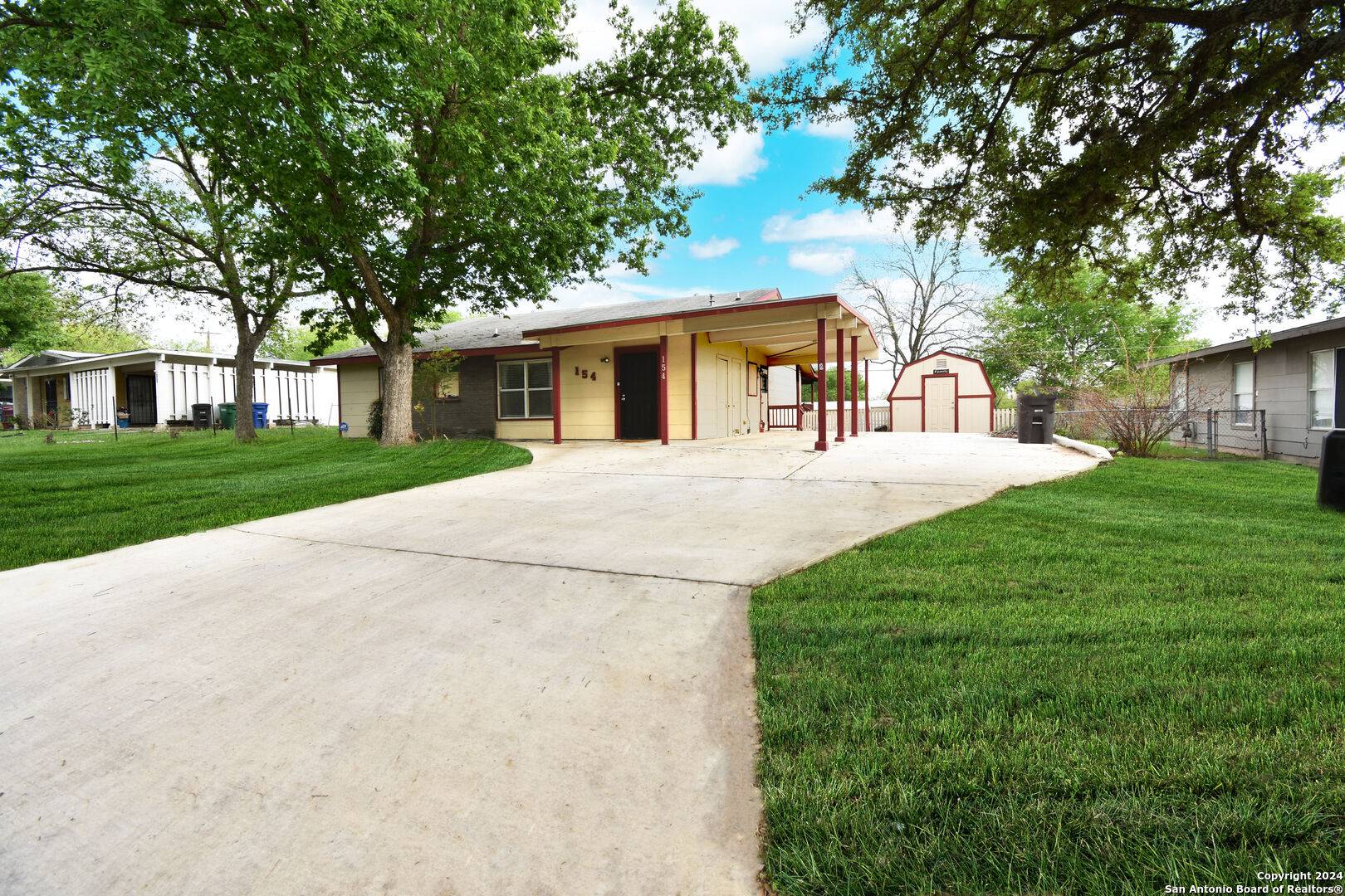 San Antonio, TX 78227-4805,154 FLAIR DR