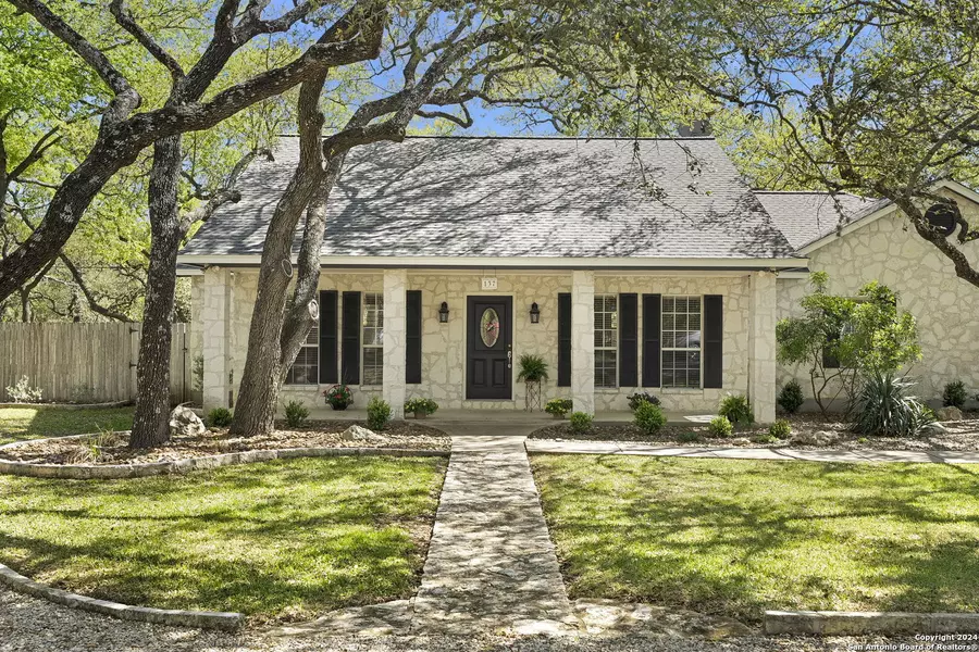 137 STONEGATE S, Boerne, TX 78006-3410