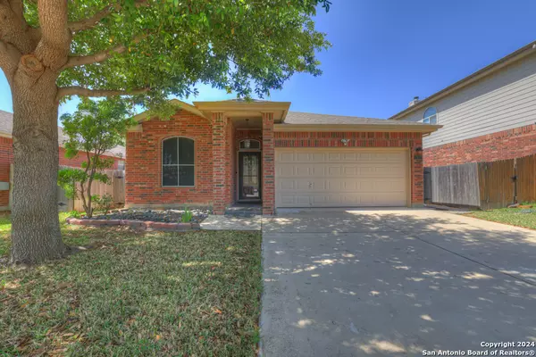 2810 CRUSADER BND, Schertz, TX 78108-2319