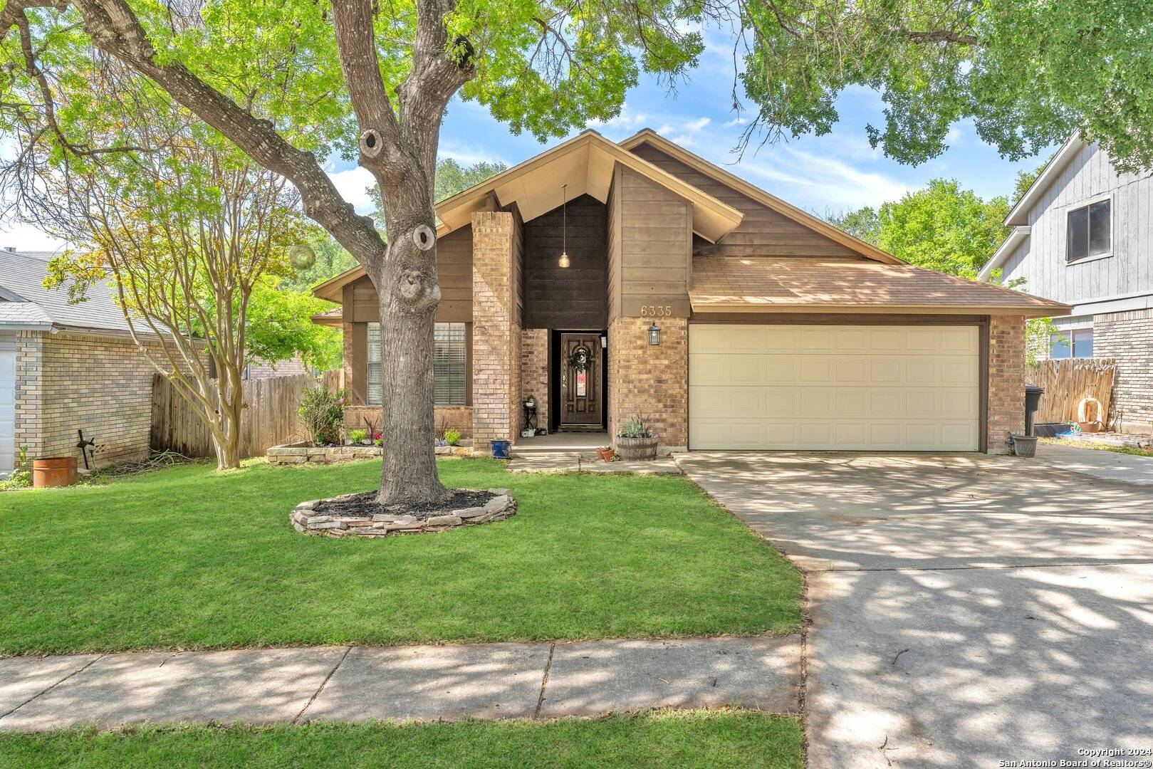 6335 SCRUB JAY, San Antonio, TX 78240-2266
