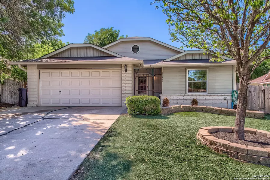 13742 FAIRWAY HEDGE, San Antonio, TX 78217-1636