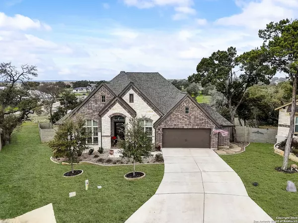 New Braunfels, TX 78132-2962,593 BOTTLEBRUSH