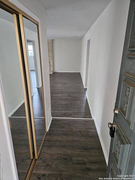 11843 Braesview UNIT 416, San Antonio, TX 78213