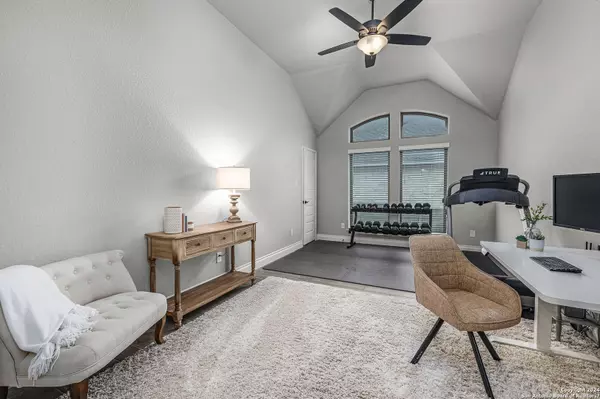 New Braunfels, TX 78132,476 Chinkapin Tr