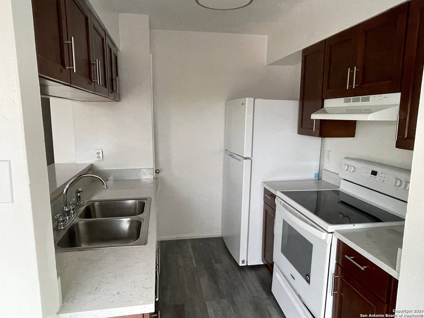 Seguin, TX 78155,1051 A-1 COUNTRY CLUB DR UNIT A1