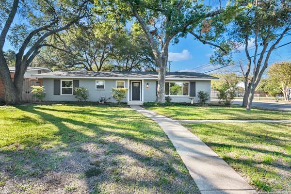 2002 FLAMINGO DR,  San Antonio,  TX 78209-2032