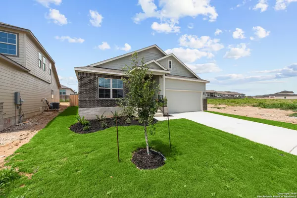 Seguin, TX 78155,1108 Water Valley