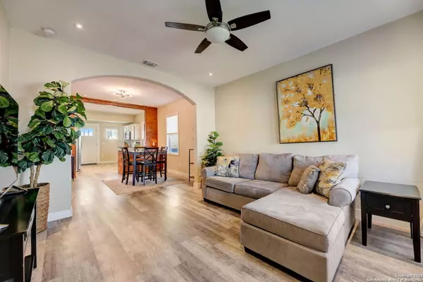 San Antonio, TX 78203-1502,924 MARTIN LUTHER KING DR