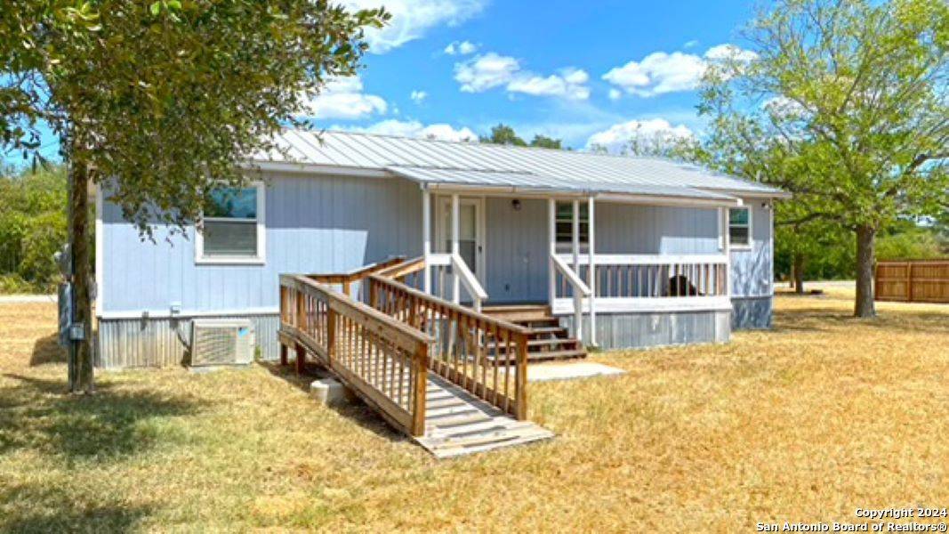 Rocksprings, TX 78880,301 PRICE ST