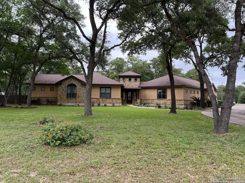 152 legacy ranch, La Vernia, TX 78121