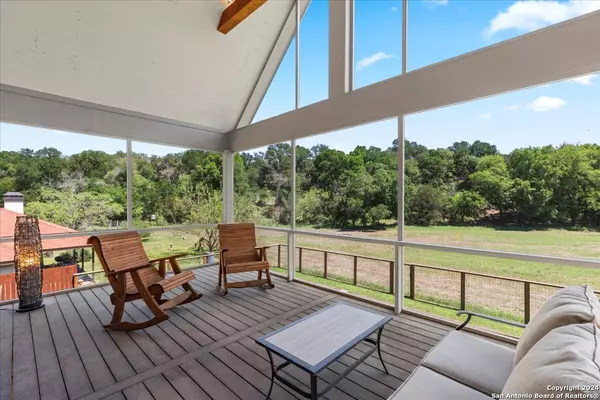 Canyon Lake, TX 78133-4547,589 PECAN ST