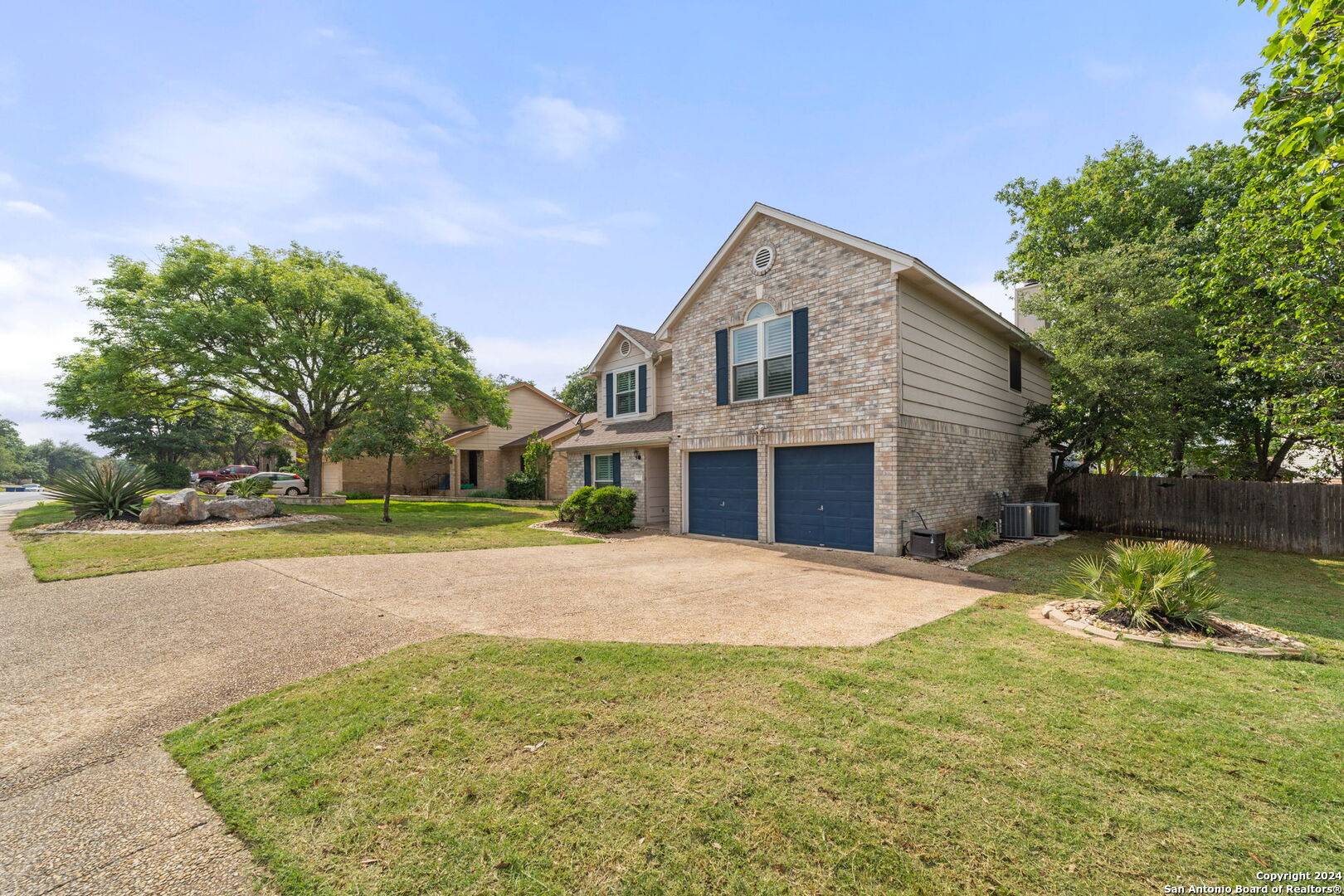 San Antonio, TX 78258-2324,611 STONEWAY DR